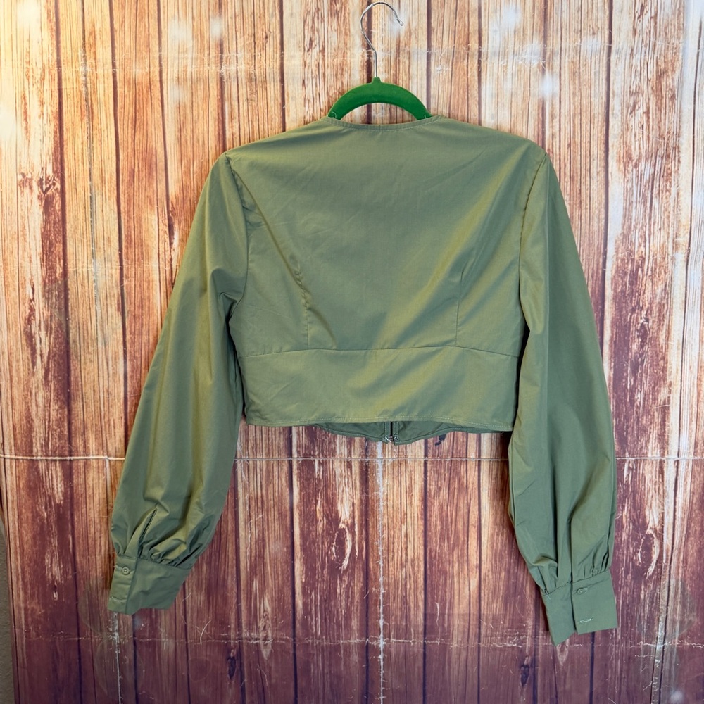 SHEIN SXY Women’s Olive Green Cropped Top V Neck Long Sleeve Fitted Blouse Large - Picture 5 of 10